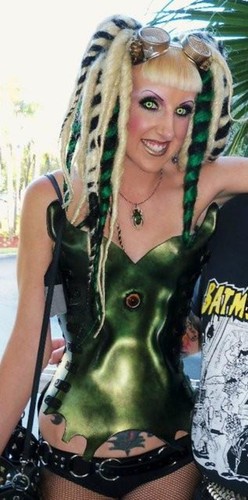 Blond black green dread - ,